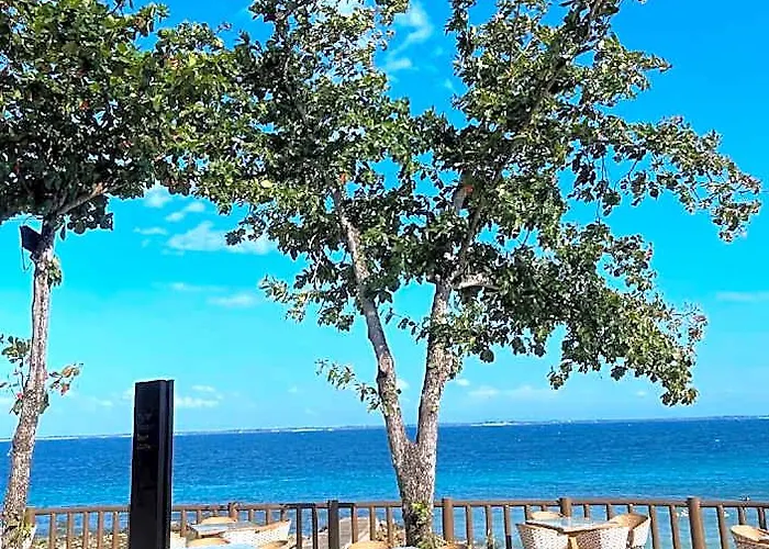 Mactan Newtown In One Pacific Hotel